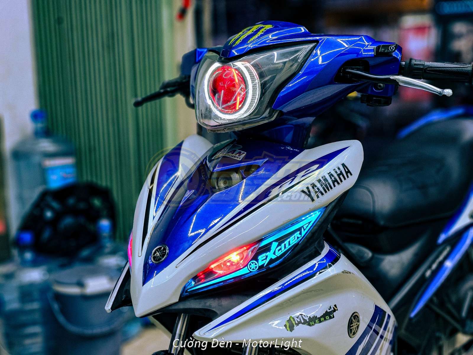 Exciter 135 Độ Bi Cầu & Audi Xi Nhan | Mắt Quỷ APP, Giắc Zin PNP